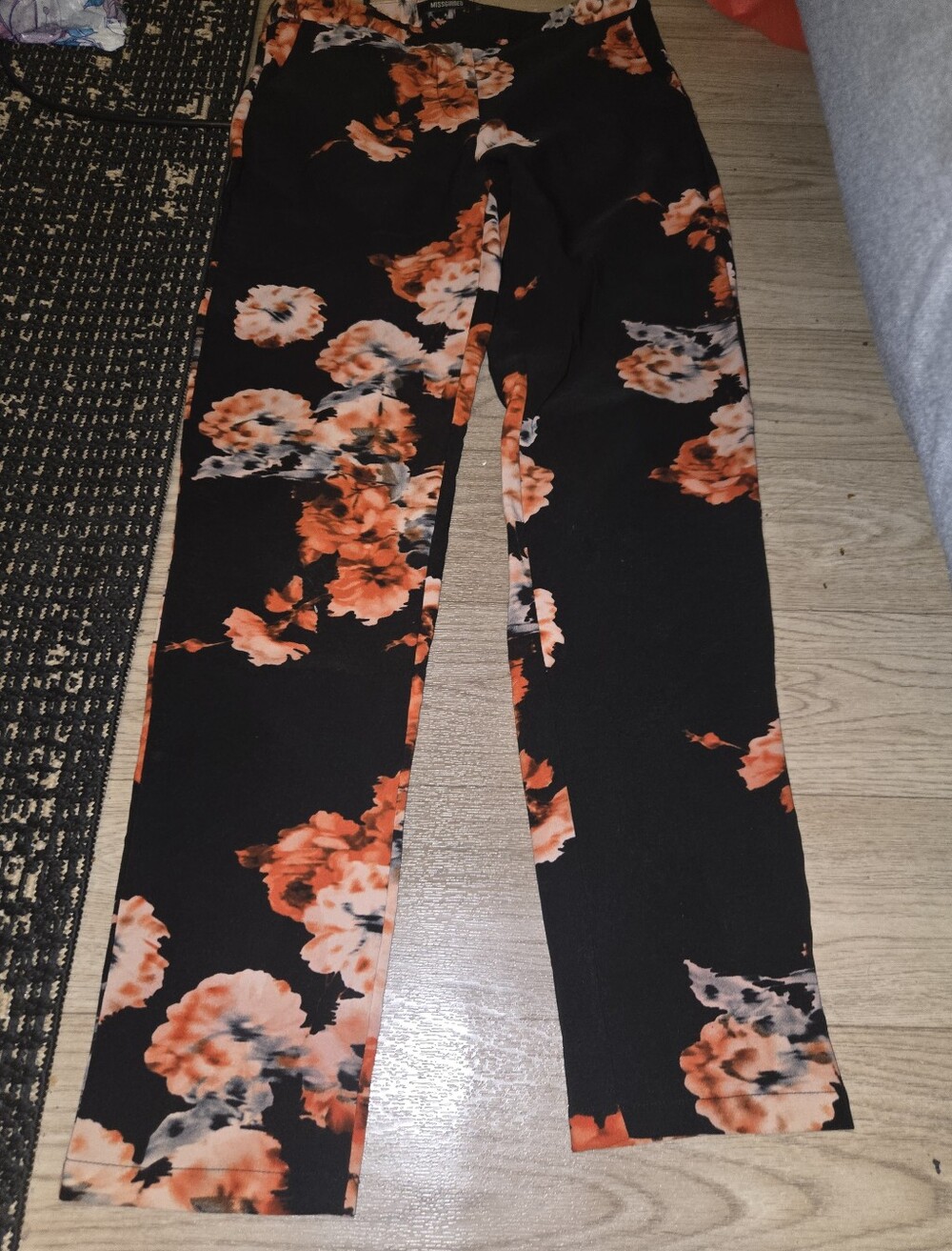 Floral Print Wide-Leg Pants - Black with Orange Floral